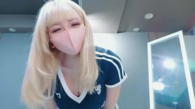 Snapshot of niko-jpn chatting on 02/06/26, 12:08 niko-jpn online show from 02/06/26, 12:08