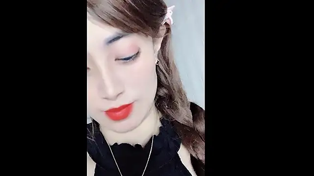 MiAnna-Lovee online show from 12/14/25, 07:03