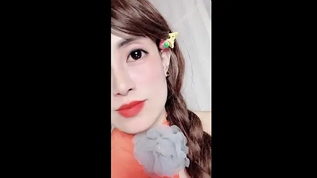 MiAnna-Lovee online show from 12/15/25, 04:22