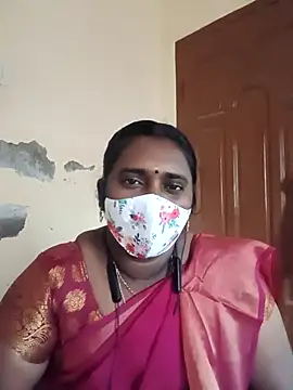Snapshot of Tamil_Ranjini chatting on 11/26/25, 06:58 Tamil Ranjini online show from 11/26/25, 06:58