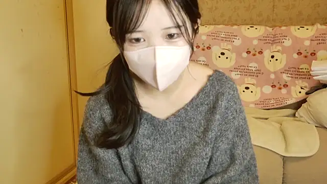 Nemu chan  online show from 12/19/25, 10:06