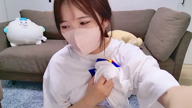 Nemu chan  online show from 05/11/26, 02:45