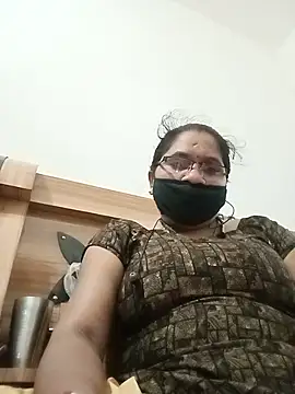 Snapshot of Menka_cut34 chatting on 06/20/26, 03:04 Menka cut34 online show from 06/20/26, 03:04