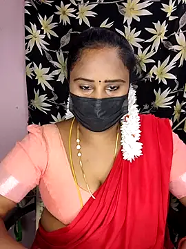 Snapshot of Tamil_devagi chatting on 12/20/25, 05:31 Tamil devagi online show from 12/20/25, 05:31