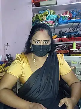 Snapshot of Tamil_devagi chatting on 01/07/26, 05:04 Tamil devagi online show from 01/07/26, 05:04