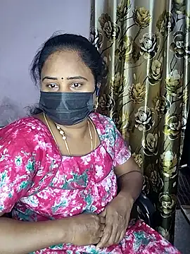 Snapshot of Tamil_devagi chatting on 01/09/26, 06:16 Tamil devagi online show from 01/09/26, 06:16