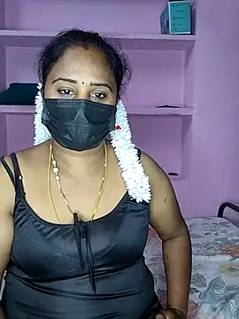 Snapshot of Tamil_devagi chatting on 02/22/26, 09:02 Tamil devagi online show from 02/22/26, 09:02