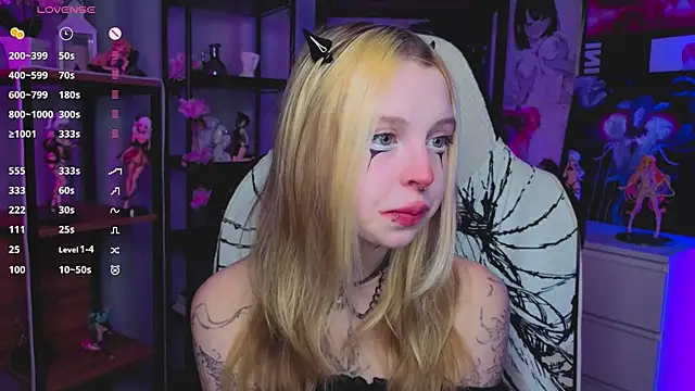 ElvenQueen online show from 11/19/25, 11:10