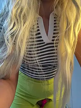 Manolya3434 online show from 12/01/25, 05:51