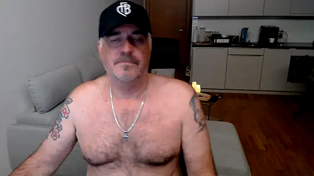 Buidapest online show from 11/18/25, 09:19