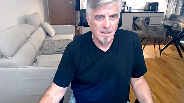 Buidapest online show from 03/14/26, 01:27