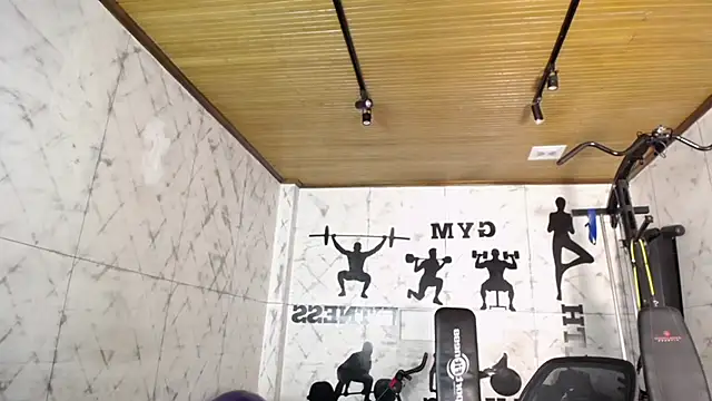 Snapshot of Brandon_starkk chatting on 11/29/25, 12:08 Brandon starkk online show from 11/29/25, 12:08