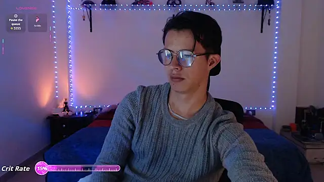 Snapshot of Brandon_starkk chatting on 07/24/26, 02:42 Brandon starkk online show from 07/24/26, 02:42