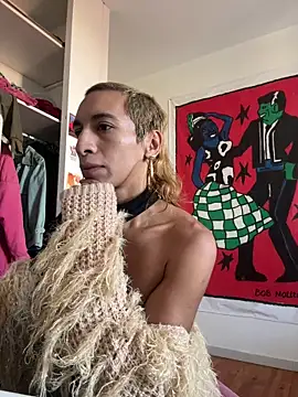 zinalastar online show from 11/18/25, 11:36