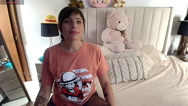 Emyii  online show from 04/12/26, 11:32