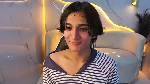 Snapshot of zoe_tp chatting on 11/30/25, 12:47 zoe tp online show from 11/30/25, 12:47