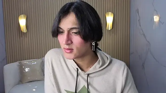 Snapshot of zoe_tp chatting on 11/30/25, 12:53 zoe tp online show from 11/30/25, 12:53