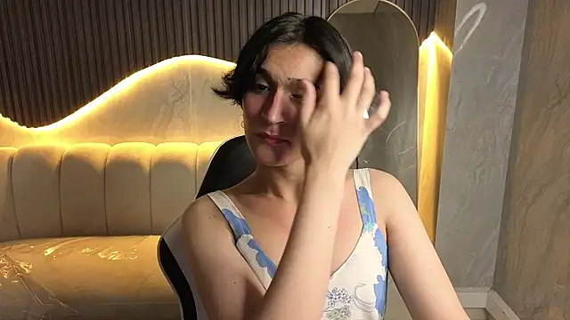 Snapshot of zoe_tp chatting on 12/05/25, 12:47 zoe tp online show from 12/05/25, 12:47