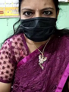 Queen-Neha online show from 11/18/25, 07:29