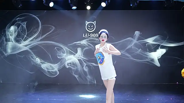 LU-909 online show from 01/06/26, 01:20