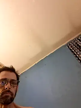 BIGDADDYSQUEEN online show from 11/17/25, 02:28