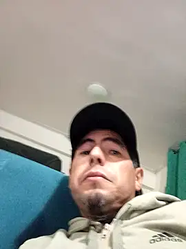 Marcelorastrero online show from 11/17/25, 04:18