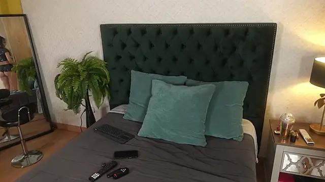 VitoriaCarusso online show from 02/28/26, 10:22