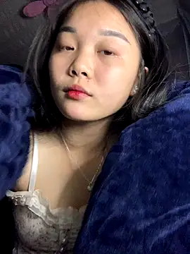 Baa-bee22 online show from 11/28/25, 01:58