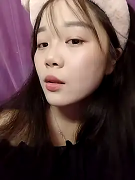 Baa-bee22 online show from 04/17/26, 01:30