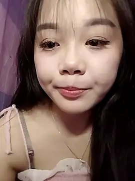 Baa-bee22 online show from 04/23/26, 01:51