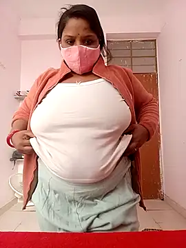 CUTE-LOVE-SWEETS online show from 01/12/26, 04:39