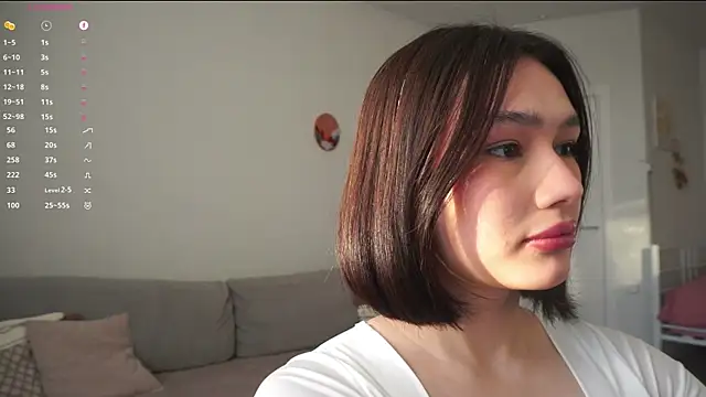 Snapshot of SoftLuna chatting on 01/17/26, 05:34 SoftLuna online show from 01/17/26, 05:34