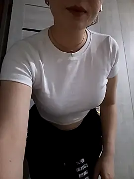 Alexandra-fox online show from 04/23/26, 03:03