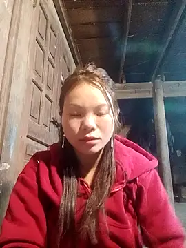 yu-zhen online show from 11/18/25, 10:14