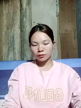 yu-zhen online show from 12/15/25, 03:55