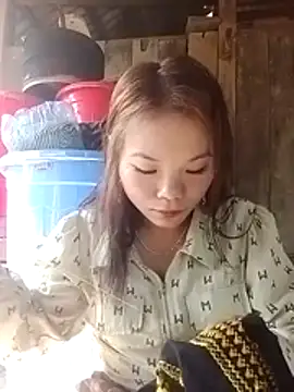 Snapshot of yu-zhen chatting on 01/17/26, 07:35 yu-zhen online show from 01/17/26, 07:35