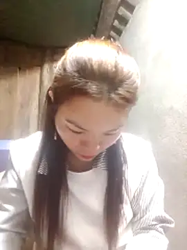 Snapshot of yu-zhen chatting on 02/10/26, 02:21 yu-zhen online show from 02/10/26, 02:21