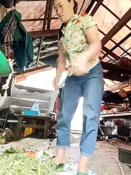 meomeo-00 online show from 04/20/26, 09:01