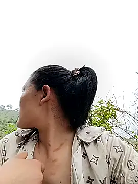 meomeo-00 online show from 04/22/26, 03:31