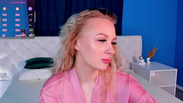 KiraRuiz online show from 02/22/26, 12:56