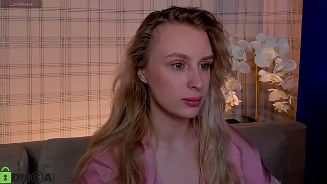 KiraRuiz online show from 02/28/26, 12:44