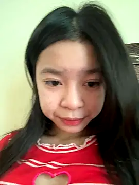 mau155  online show from 11/25/25, 02:22