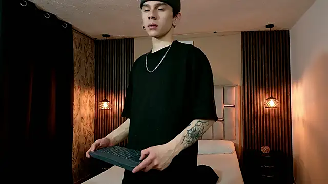 James Adams 01 online show from 02/11/26, 12:32