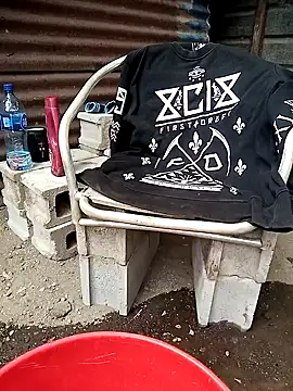 juunioreest online show from 11/25/25, 05:35