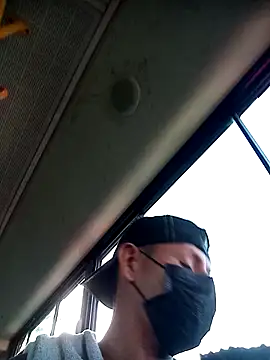 juunioreest online show from 11/27/25, 10:01