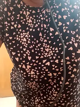 Snapshot of rupamim chatting on 12/21/25, 08:38 rupamim online show from 12/21/25, 08:38