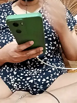 Snapshot of rupamim chatting on 12/22/25, 11:40 rupamim online show from 12/22/25, 11:40