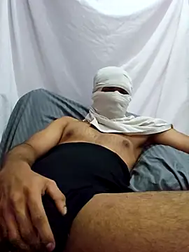 Chiplikk6009 online show from 11/22/25, 08:52