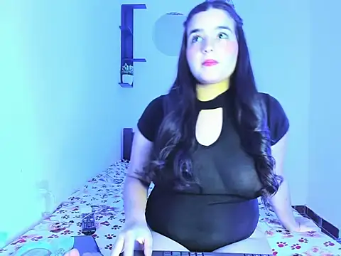 Babyhoney18 online show from 12/16/25, 06:24