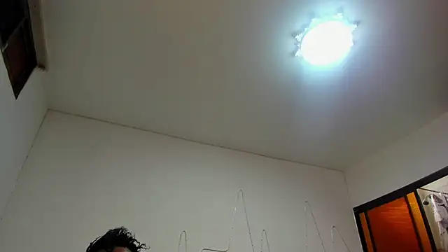 Snapshot of demonychloe chatting on 06/19/26, 01:04 demonychloe online show from 06/19/26, 01:04